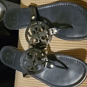Tory burch sandles